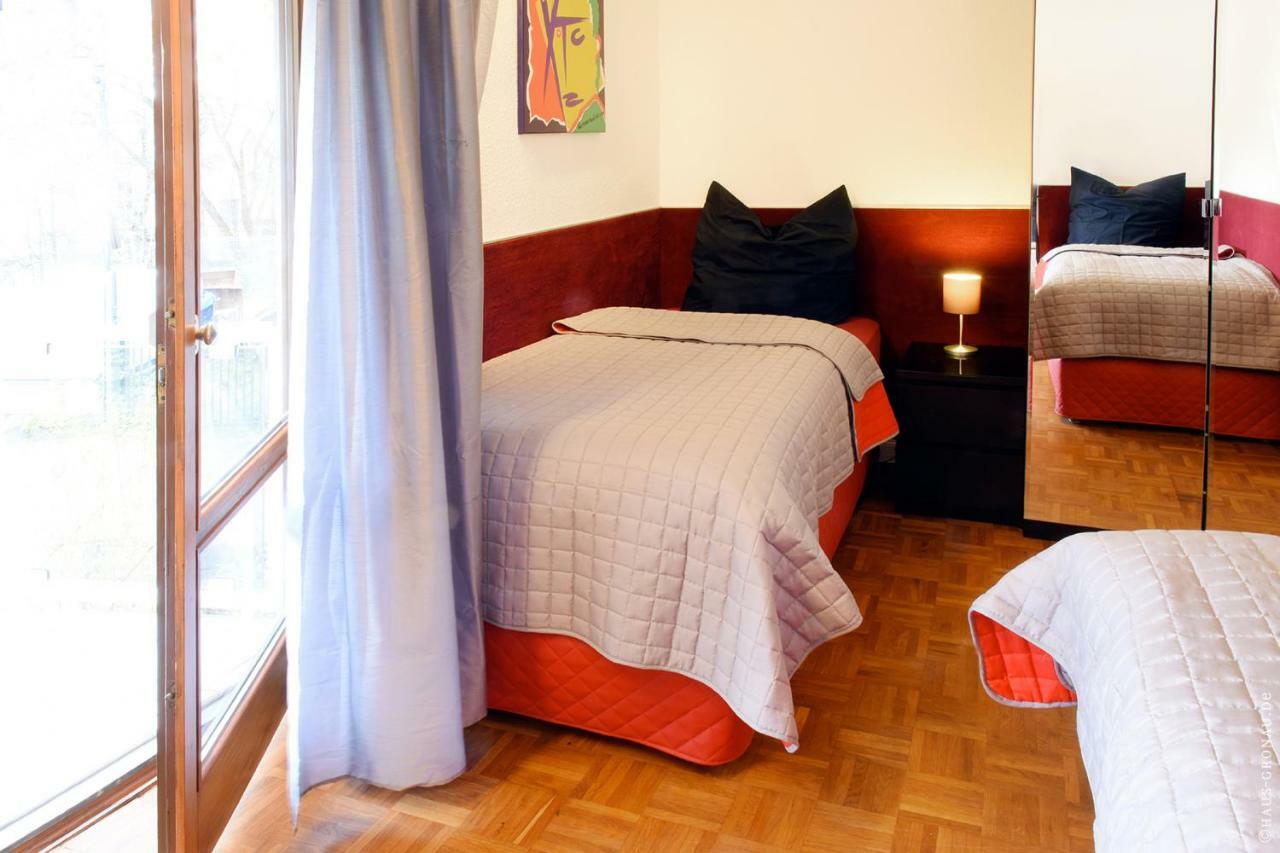 Haus Gronau Daire Bergisch Gladbach Dış mekan fotoğraf
