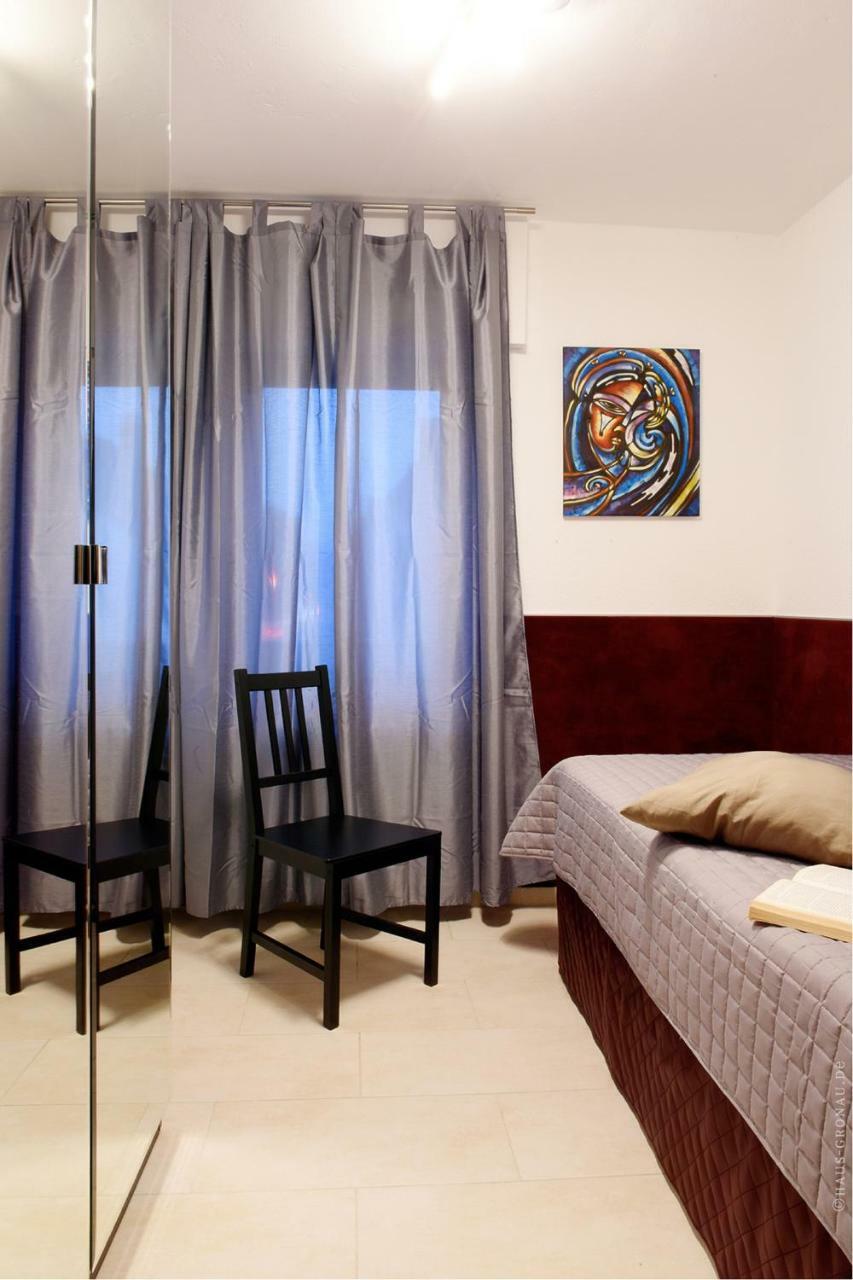 Haus Gronau Daire Bergisch Gladbach Dış mekan fotoğraf